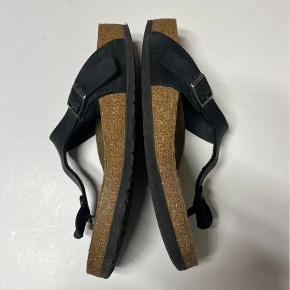 Birkenstock Gizeh Oiled Leather Sandals in Black 40 - Picture 12 of 16